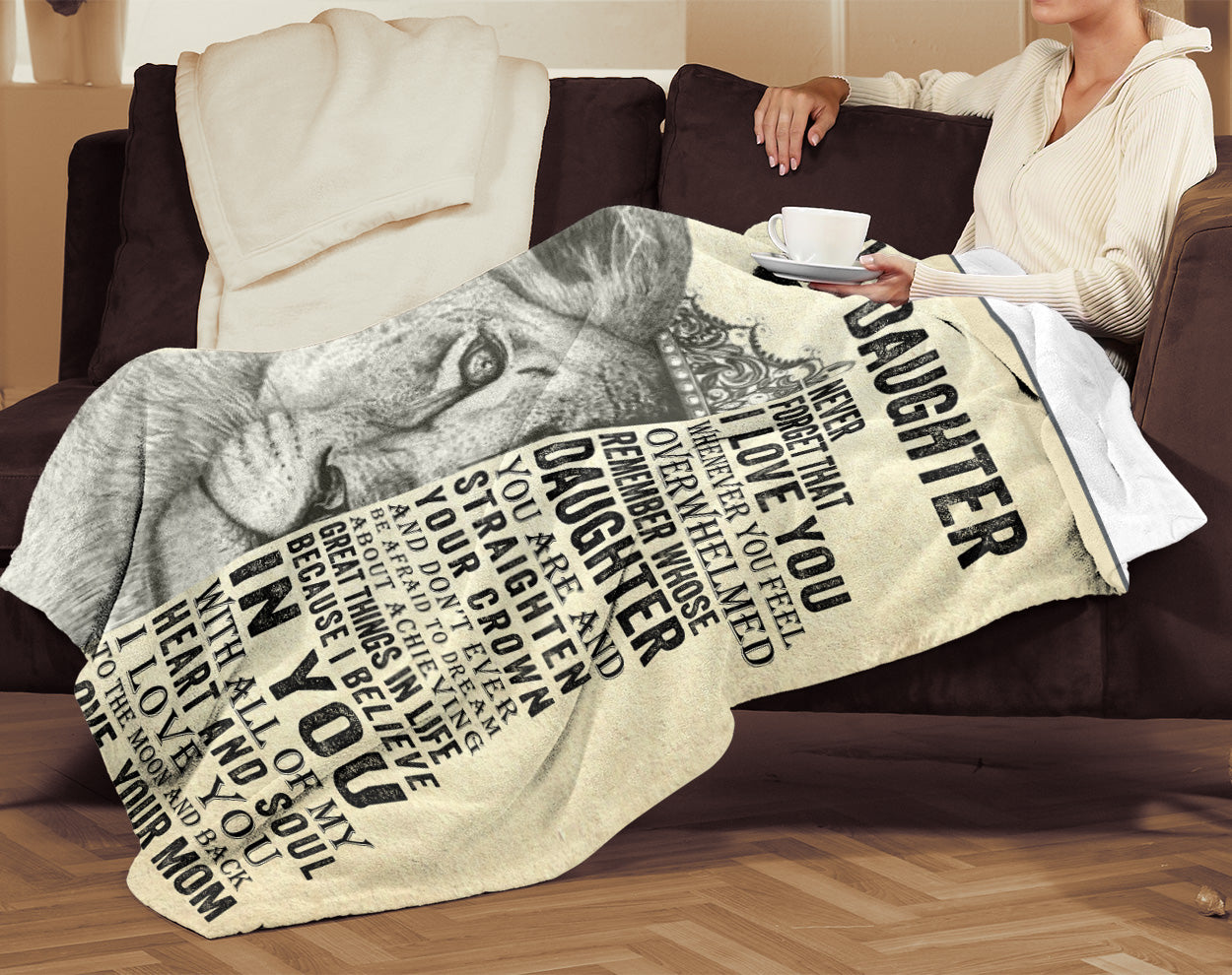 Daughter from Mom Lioness Crown Blanket