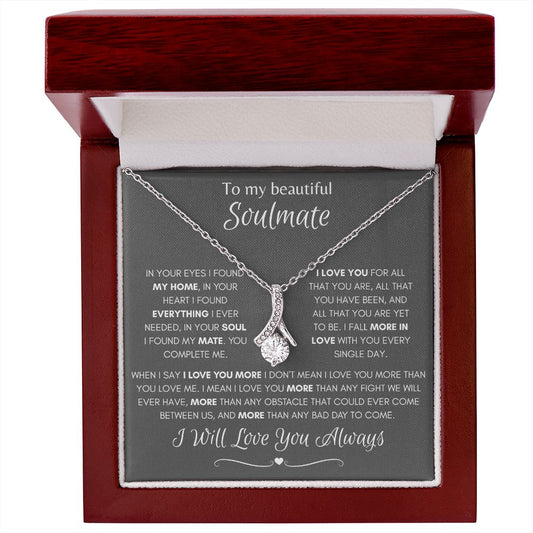 Alluring Beauty Necklace